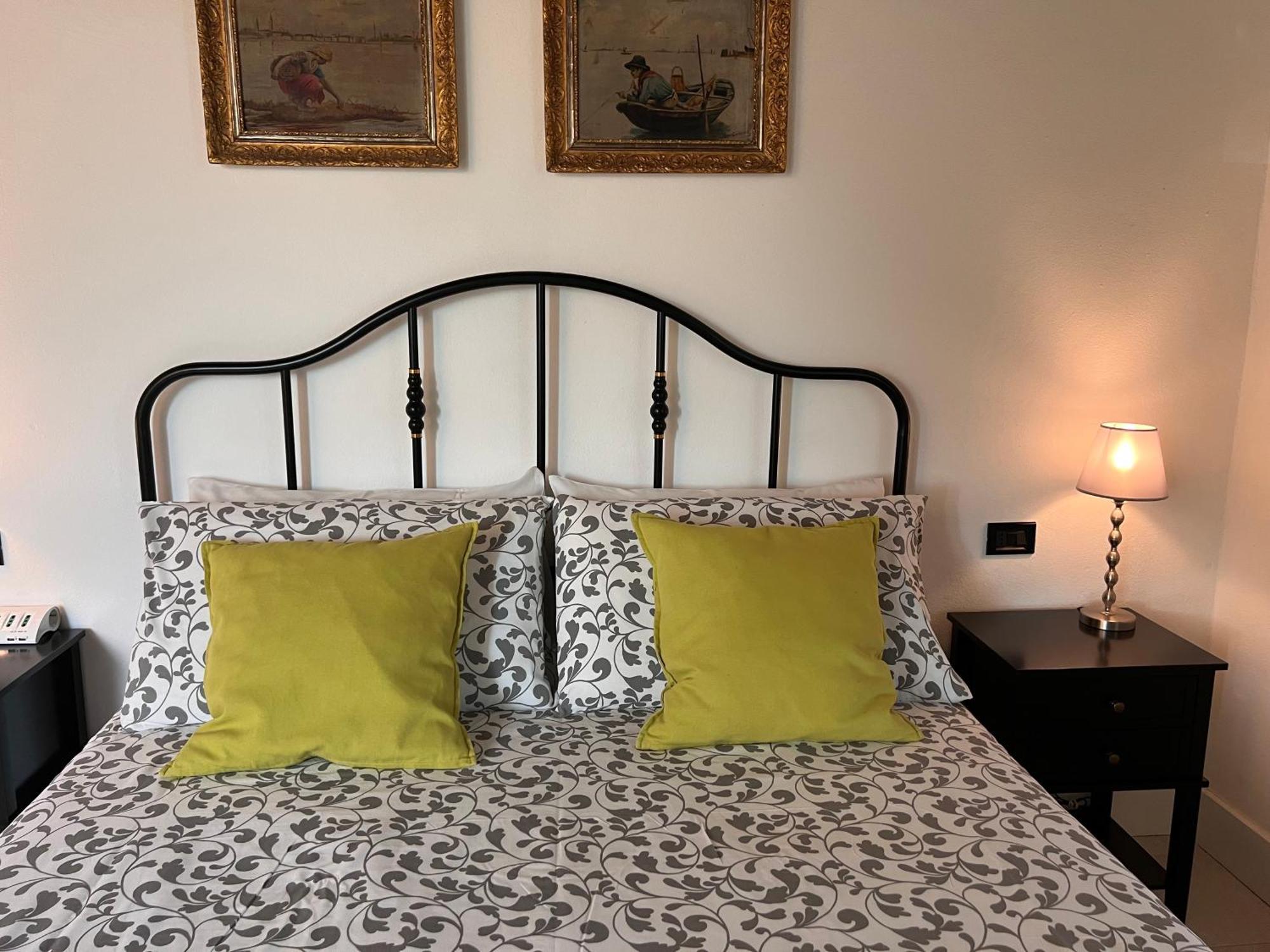 Appartamento "Casa Vacanze Corte Ara Decima" Sona Luaran gambar