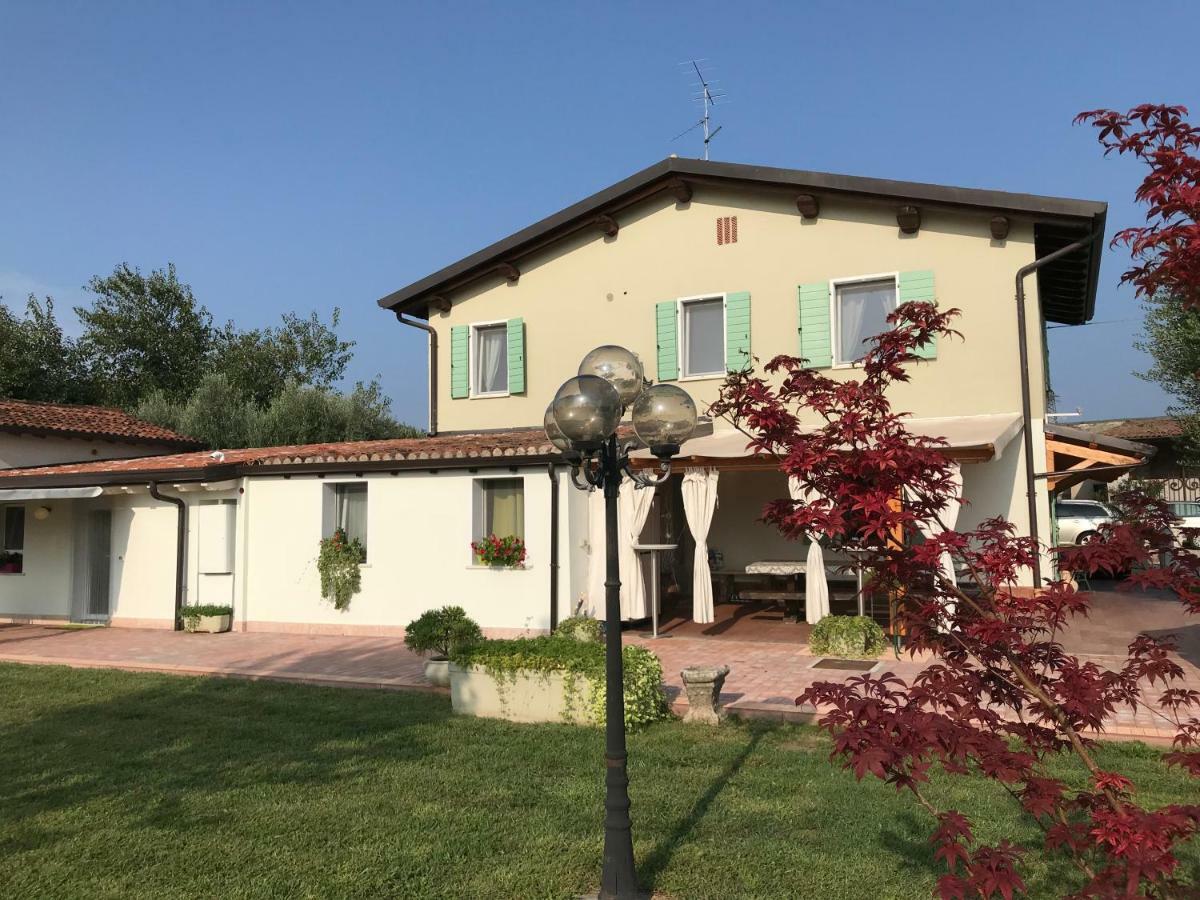 Appartamento "Casa Vacanze Corte Ara Decima" Sona Luaran gambar