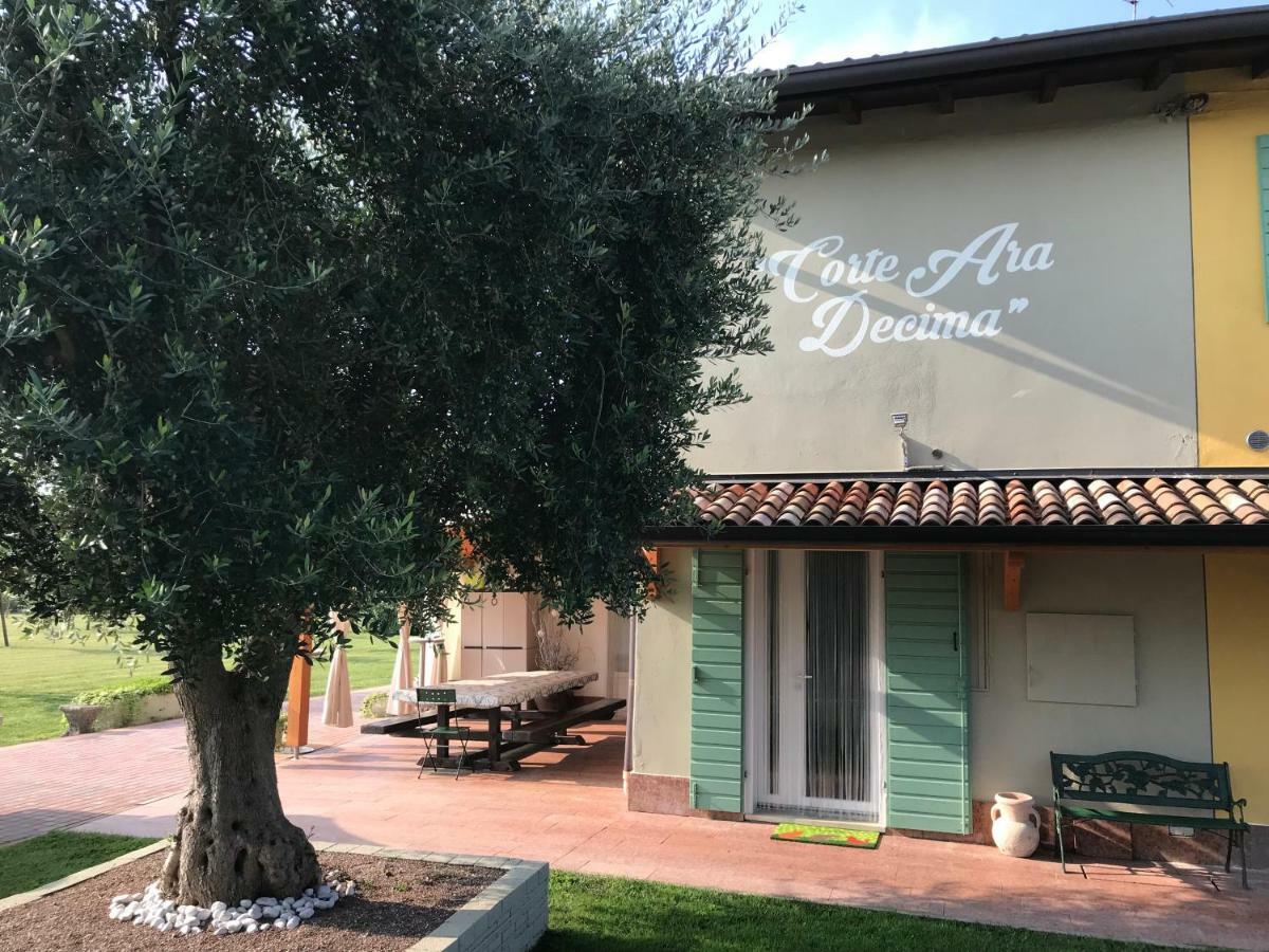 Appartamento "Casa Vacanze Corte Ara Decima" Sona Luaran gambar