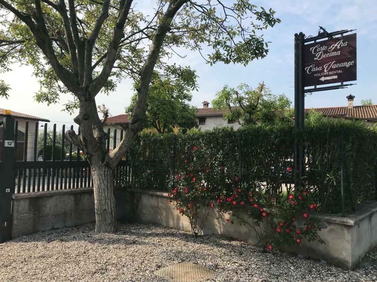 Appartamento "Casa Vacanze Corte Ara Decima" Sona Luaran gambar